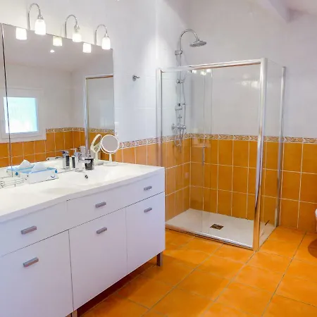 Argi Astia فيلة *